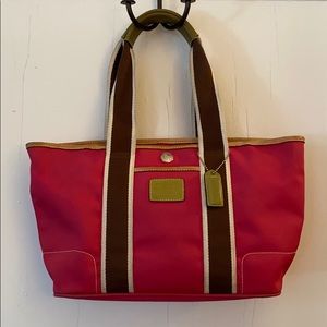 Adorable Coach tote
